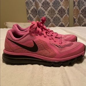 Women’s Air Max Sz8